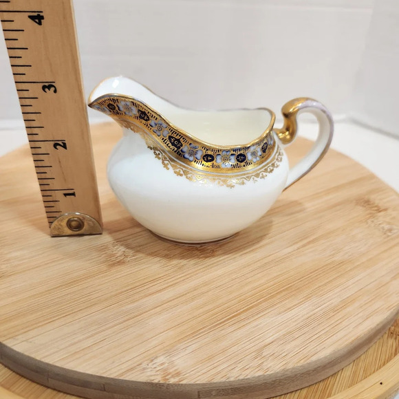 Aynsley China Creamer Fine English Bone China White Gold Handle Ornate - Picture 7 of 8